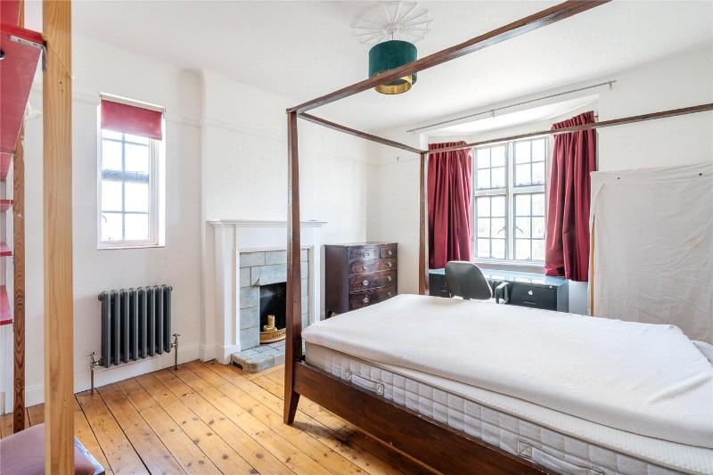 Brixton Hill, London, SW2