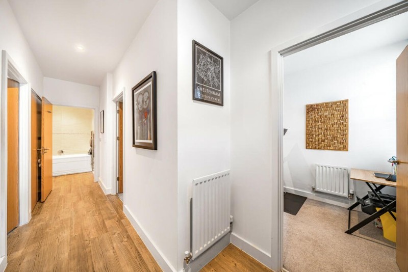 Albion Street, Cheltenham, GL52