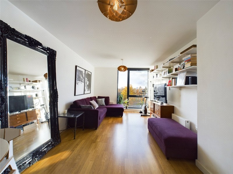 Triangle Road, London, E8