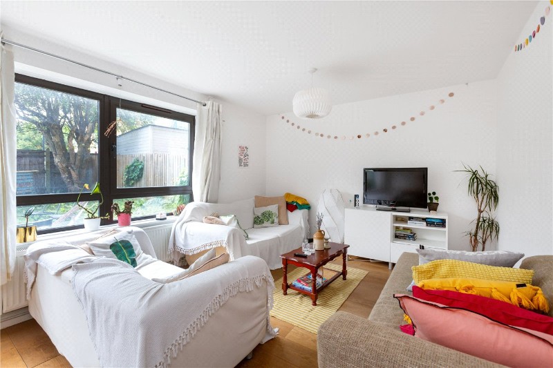 Queens Drive, London, N4