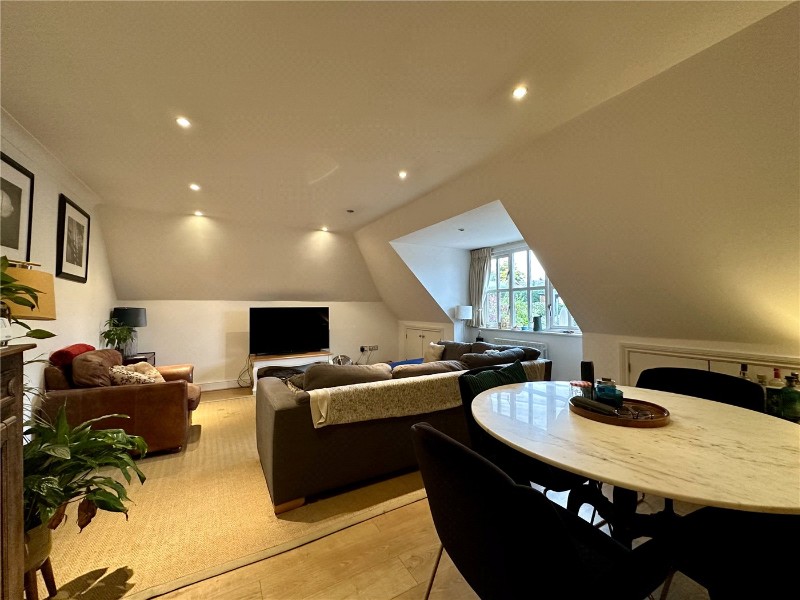 School Lane, Lower Bourne, Farnham, Surrey, GU10