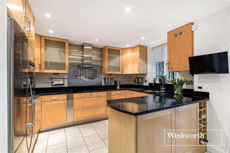 Hendon Lane, Finchley, London, N3