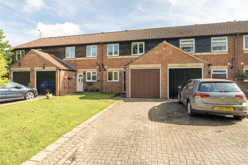 The Mulberries, Farnham, Surrey, GU9