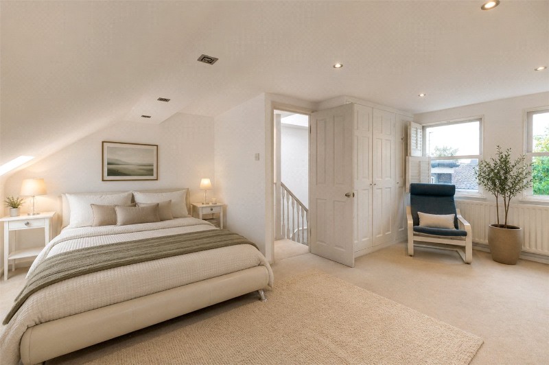 Cathles Road, London, SW12