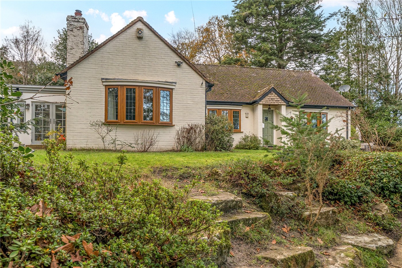 Frensham Road, Lower Bourne, Farnham, Surrey, GU10