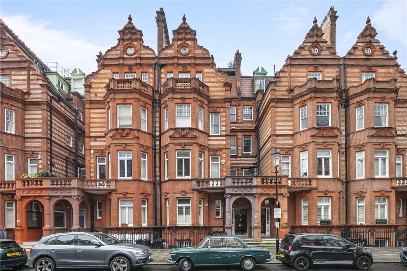 Sloane Gardens, Chelsea, SW1W