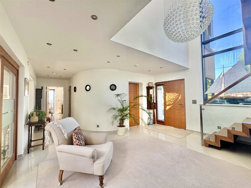 Kivernell Road, Milford on Sea, Lymington, Hampshire, SO41