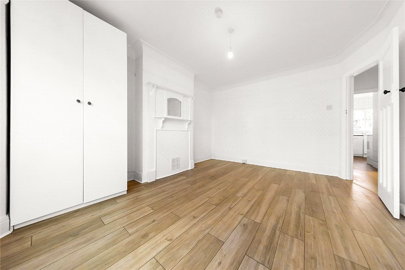 Eastbourne Road, Chiswick, W4