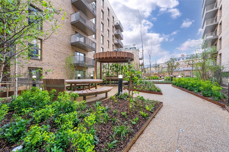 Watermeadow Lane, London, SW6