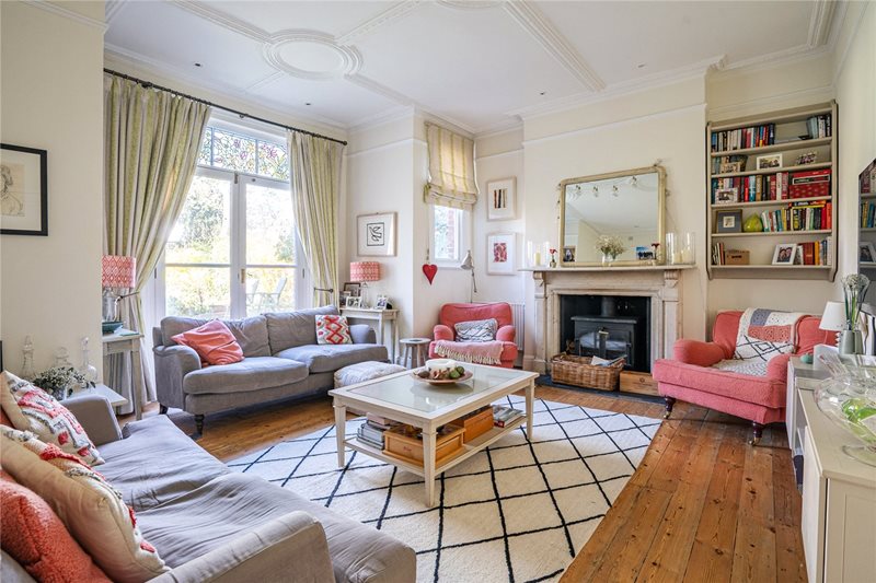Telford Avenue, London, SW2
