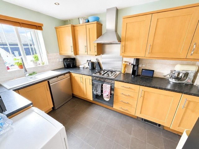 Ascot Close, Bourne, Lincolnshire, PE10