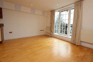 Leigh Road, Leigh-on-Sea, SS9