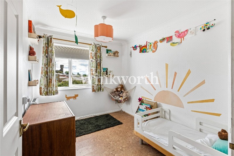 Myddleton Avenue, London, N4