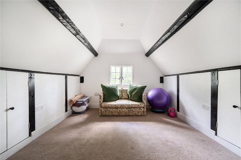 Guildford Road, Farnham, Surrey, GU9