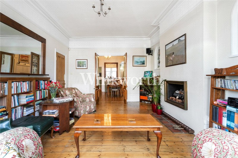 Fox Lane, London, N13