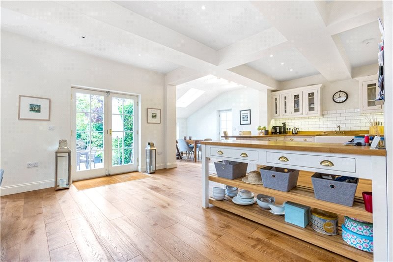 Ferry Road, Barnes, London, SW13