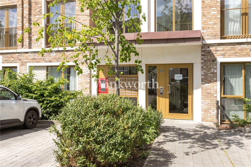 Apple Tree Road, London, N17
