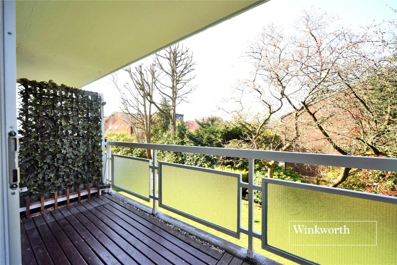 Royal Avenue, Worcester Park, Surrey, KT4
