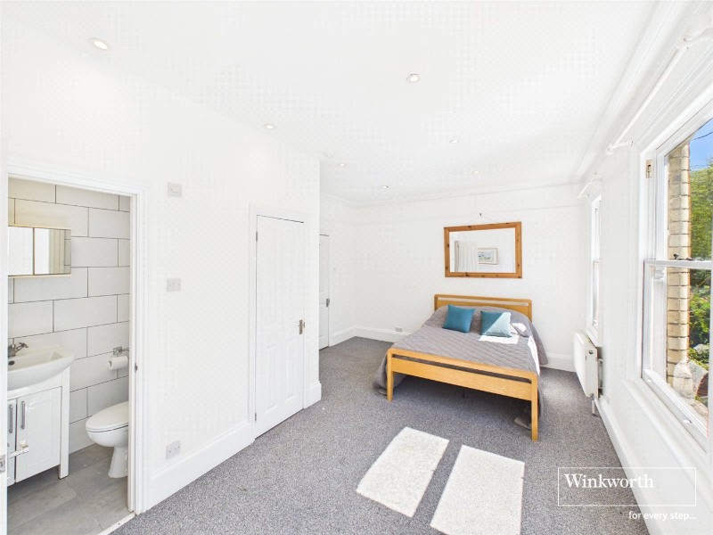 Tilehurst Road, Reading, Berkshire, RG30