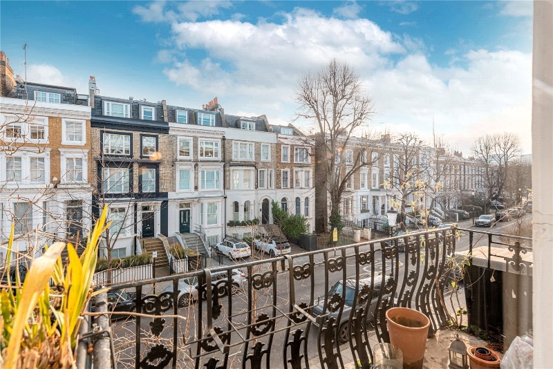 Blenheim Crescent, London, W11