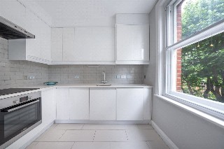 Elgin Avenue, London, W9