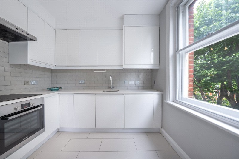 Elgin Avenue, London, W9