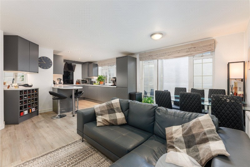 Putney Bridge Road, London, SW18