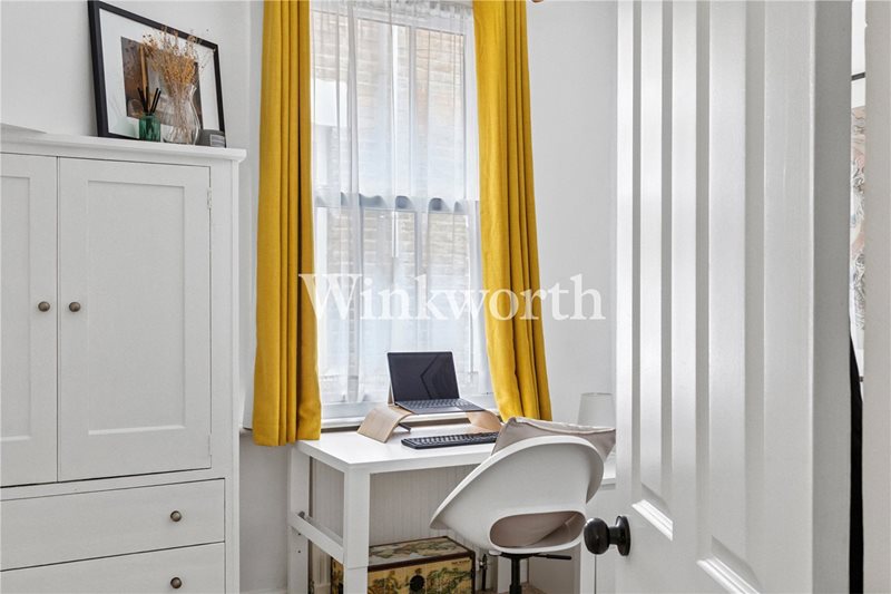Victoria Crescent, London, N15