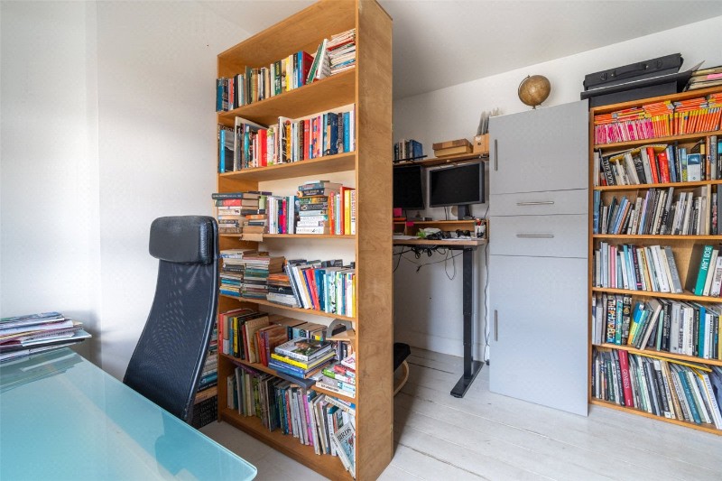 Crescent Road, Wimborne, Dorset, BH21