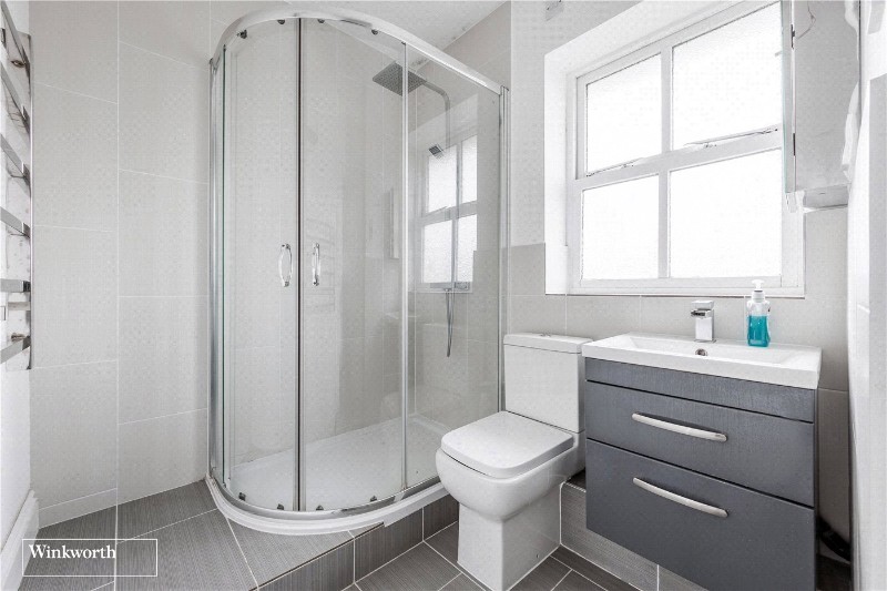 Alfred Close, London, W4