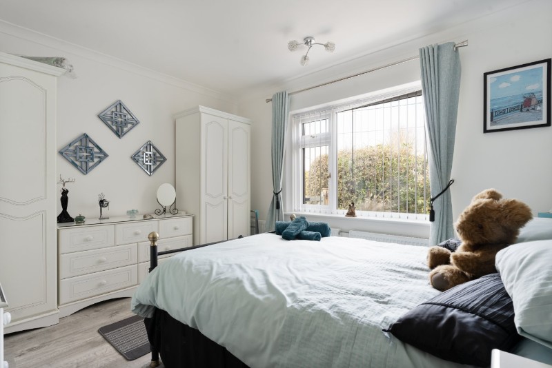Hamdown Crescent, East Wellow, Romsey, Hampshire, SO51