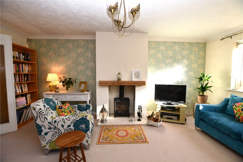 Moor Close, Finchampstead, Wokingham, Berkshire, RG40