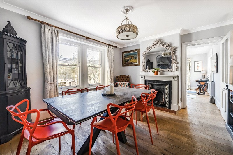 School Lane, Bentley, Farnham, Hampshire, GU10