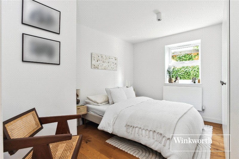 Woodville Road, New Barnet, EN5
