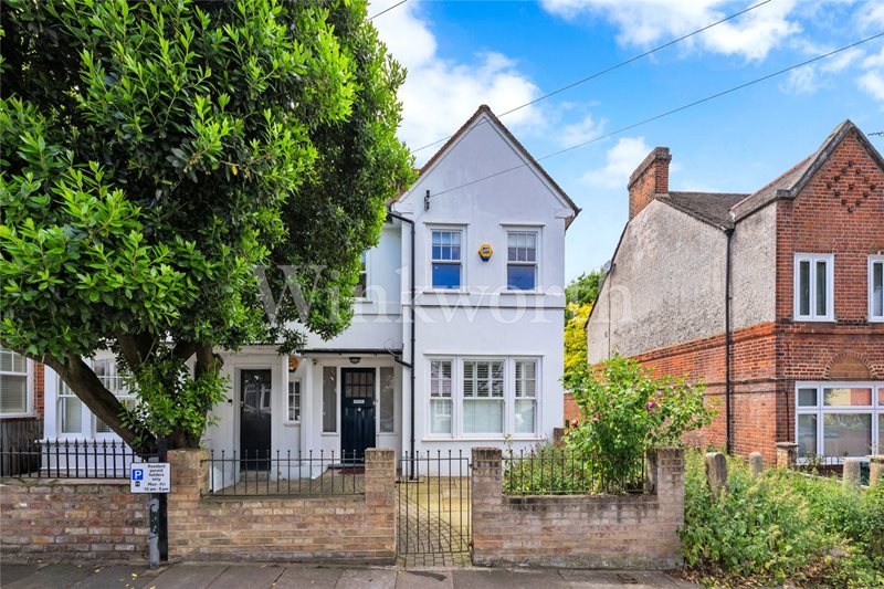 Crewys Road, London, NW2