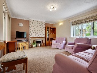 King Richard Drive, Bearwood, Bournemouth, Dorset, BH11