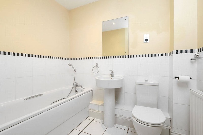 Bath Place, Winchester, Hampshire, SO22