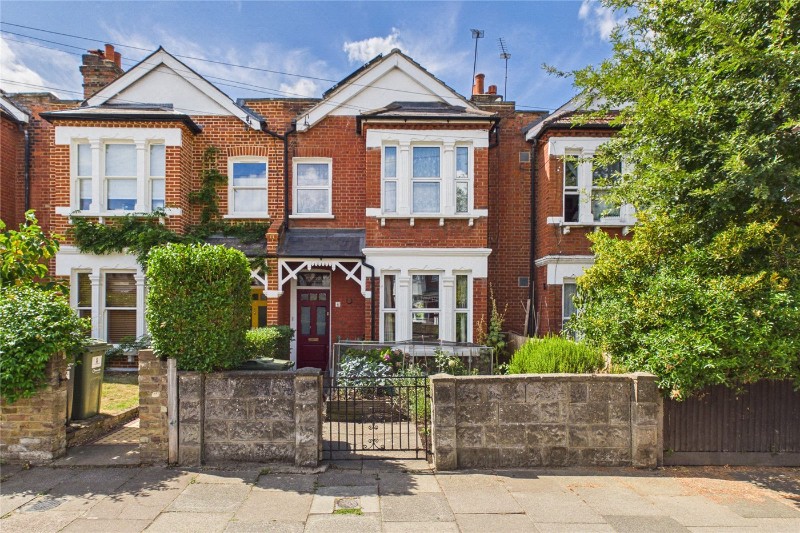 Salford Road, London, SW2