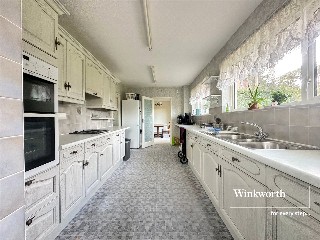 Robins Wood Drive, Ferndown, Dorset, BH22