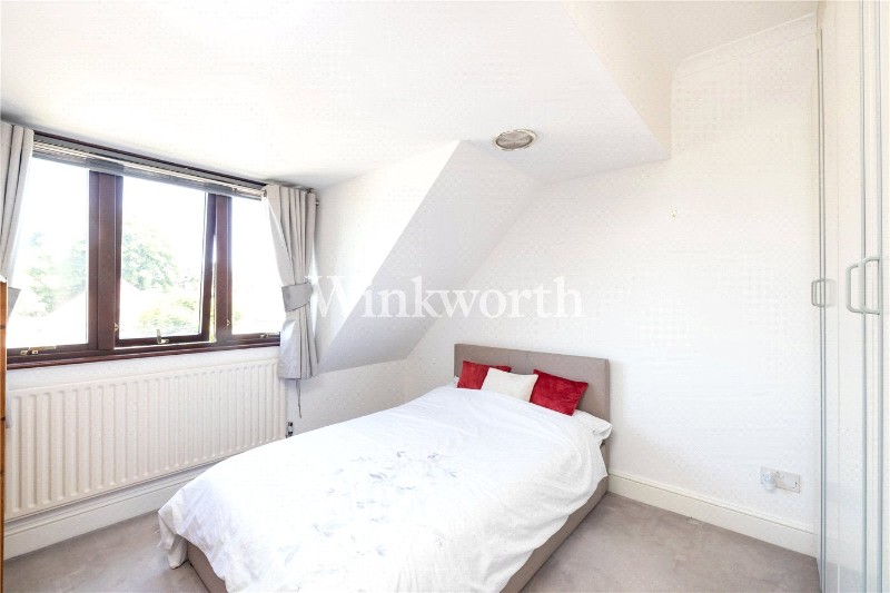 Beechcroft Avenue, London, NW11