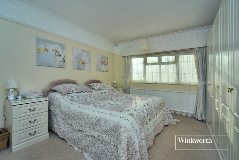 Kingsmead Avenue, Worcester Park, KT4
