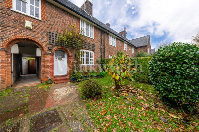 Childs Way, London, NW11