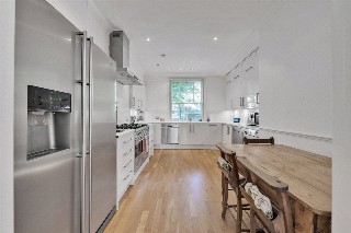 Ordnance Hill, St John's Wood, London, NW8