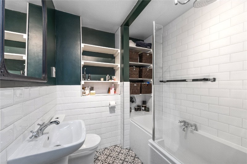 Mildenhall Road, London, E5