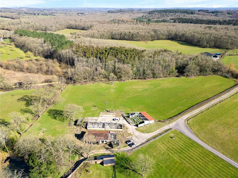 Woolley Green Farm, Dores Lane, Braishfield, SO51