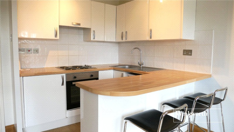 Redwood Way, Barnet, EN5