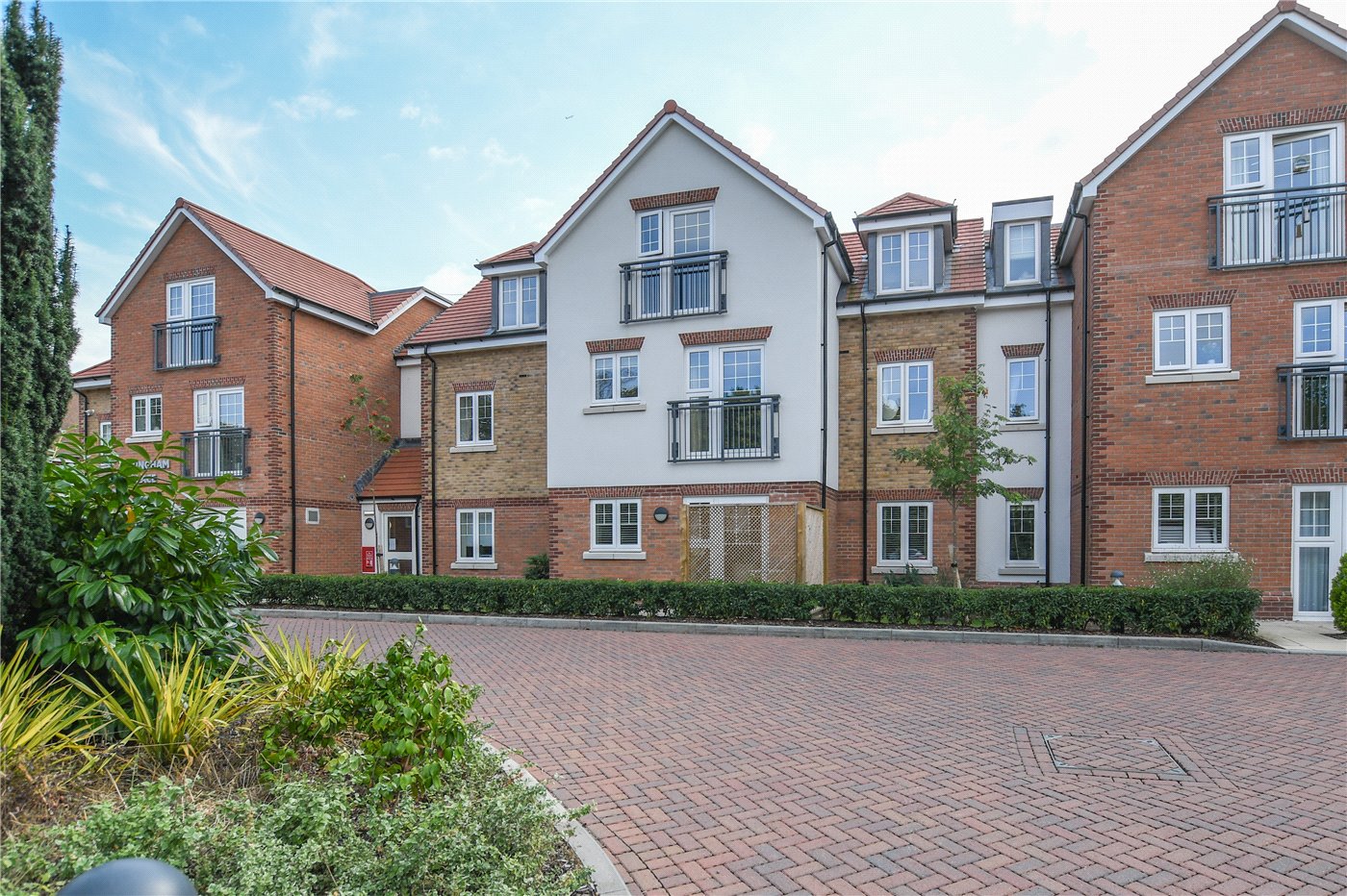 Reading Road, Wokingham, Berkshire, RG41