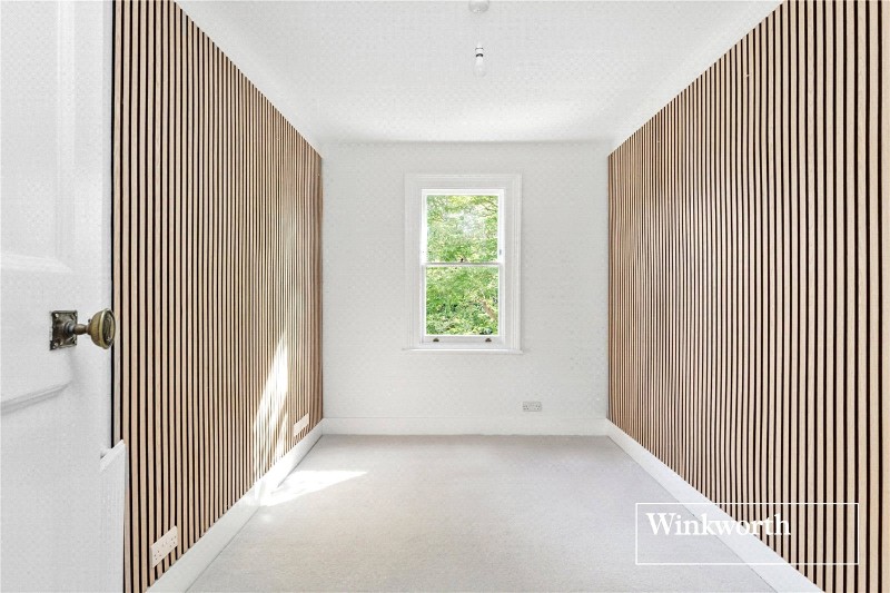 Etchingham Park Road, Finchley, London, N3