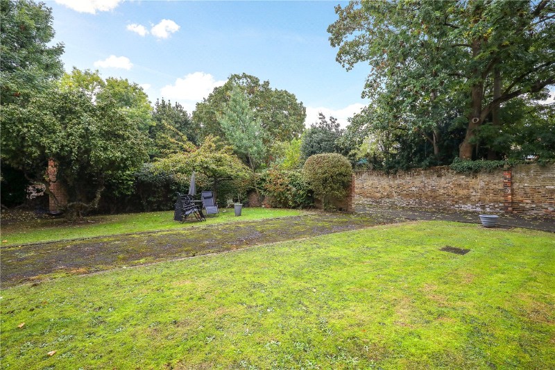 Mount Park Road, London, W5