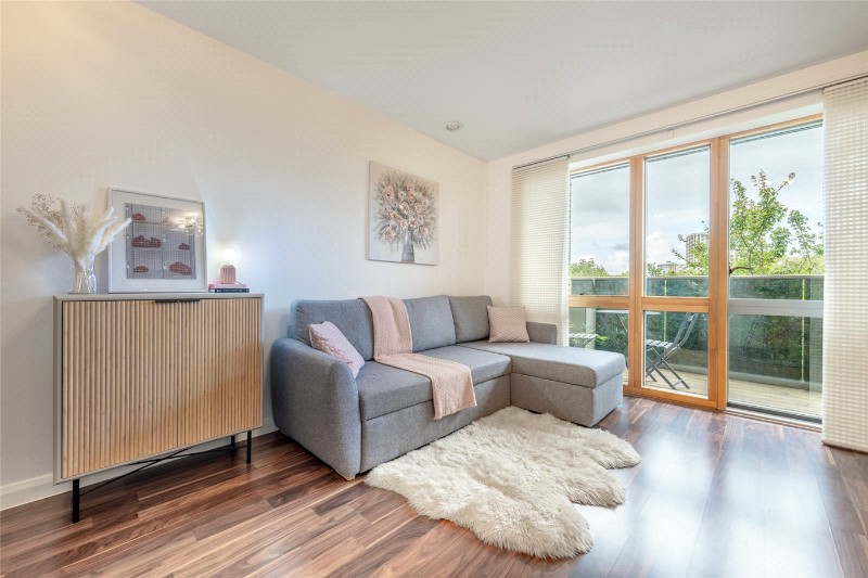 Hollister House, 80 Kilburn Park Road, Maida Vale, London, NW6